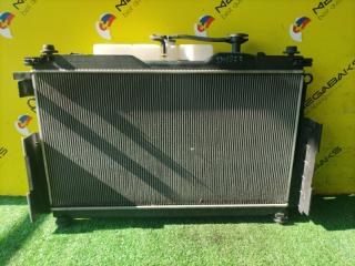 Радиатор основной TOYOTA VOXY ZRR80 3ZR-FAE 422135-3681 1 ракурс