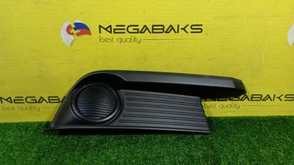 Заглушка бампера правая передняя TOYOTA NOAH ZRR85 3ZR-FAE 5203028030 1 ракурс