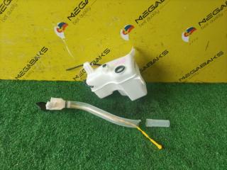 Бачок стеклоомывателя TOYOTA VOXY ZWR80 860142-813 1 ракурс