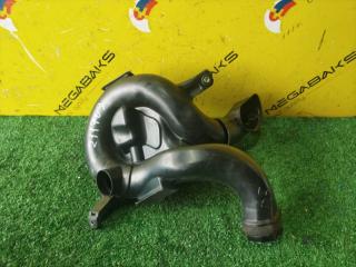 Воздухозаборник TOYOTA VOXY ZRR85 3ZR-FAE 17752-37140 3 ракурс Воздухозаборник TOYOTA VOXY ZRR85 3ZR-FAE 17752-37140 3 ракурс