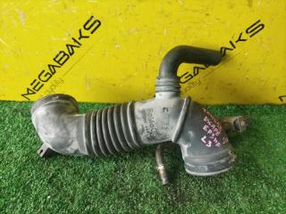 Патрубок воздушного фильтра FORD ESCAPE EP3WF L3 L336 13 221 1 ракурс