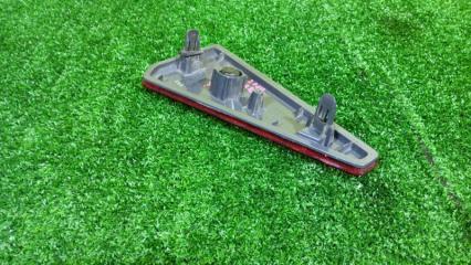 Катафот в бампер правый задний TOYOTA VOXY ZRR85 3ZR-FAE 8191028020 3 ракурс
