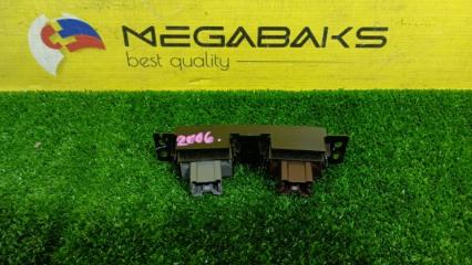 Кнопка подогрева сидений левая NISSAN STAGEA PNM35 VQ35DE 2 ракурс