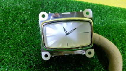 Часы NISSAN FUGA HY51 VQ35HR 258101ME0A 2 ракурс Часы NISSAN FUGA HY51 VQ35HR 258101ME0A 2 ракурс
