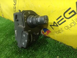 Блок подрулевых переключателей правый RENAULT KANGOO KW0 K4M831 88103009022 3 ракурс Блок подрулевых переключателей правый RENAULT KANGOO KW0 K4M831 88103009022 3 ракурс