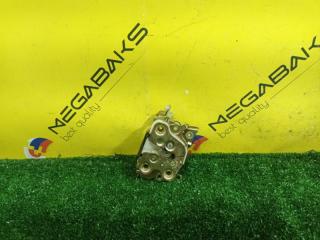 Замок двери правый передний NISSAN RASHEEN RFNB14 GA15DE 8050289900 1 ракурс