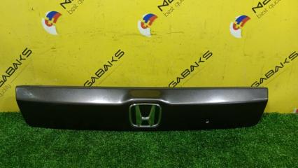 Накладка 5-й двери HONDA STREAM RN8 R20A 74890SMA00 1 ракурс