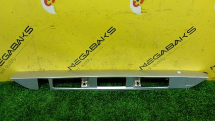 Накладка 5-й двери MAZDA MPV LW3W L3 LC6250811 4 ракурс