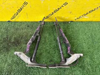 Петля капота VOLVO V60 FW48 B4164T 2 ракурс