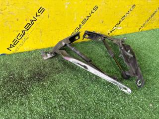 Петля капота VOLVO V60 FW48 B4164T 5 ракурс
