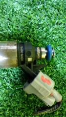 Инжектор NISSAN SERENA NC26 MR20DD 166001VA0A 3 ракурс