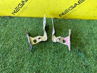 Петля капота HONDA STREAM RN1 D17A 60120S6A000ZZ 1 ракурс Петля капота HONDA STREAM RN1 D17A 60120S6A000ZZ 1 ракурс
