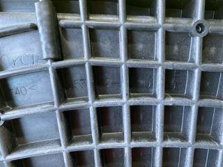 Ковер пола левый задний TOYOTA FUNCARGO NCP20 6534252010 3 ракурс