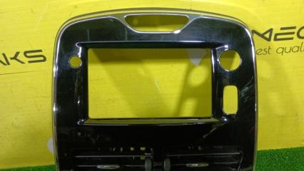 Консоль магнитофона RENAULT CLIO BH98 H5F 682609599R 2 ракурс