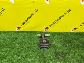 Подушка двигателя правая передняя HONDA STEP WAGON RK6 R20A 50890SZW003 1 ракурс