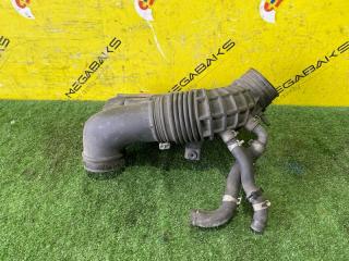 Патрубок воздушного фильтра NISSAN CIMA FGY33 VH41DE 165766P000 4 ракурс