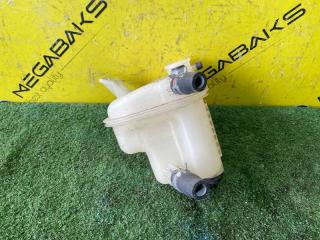 Бачок расширительный TOYOTA C-HR ZYX10 2ZR-FXE 164A237012 4 ракурс