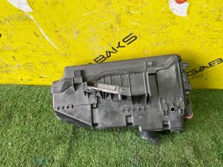 Блок предохранителей TOYOTA CROWN AZSH21 A25A-FXS 8266650890 3 ракурс