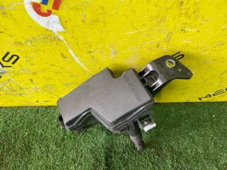 Блок предохранителей TOYOTA YARIS CROSS MXPJ15 M15A-FXE 82741K0060 2 ракурс