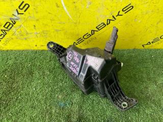 Блок предохранителей TOYOTA YARIS CROSS MXPJ15 M15A-FXE 82741K0060 4 ракурс