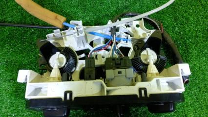 Блок управления климат-контролем DAIHATSU TERIOS KID J111G EF-DEM 3 ракурс