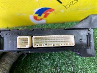 Электронный блок TOYOTA VITZ NSP130 1NR-FKE 88650-52A40 4 ракурс