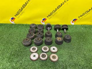 Подушка кузова SUZUKI JIMNY JB23W K6A-T 1 ракурс Подушка кузова SUZUKI JIMNY JB23W K6A-T 1 ракурс