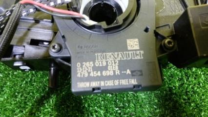 Блок подрулевых переключателей RENAULT CLIO BH98 H5F 255675887R 5 ракурс Блок подрулевых переключателей RENAULT CLIO BH98 H5F 255675887R 5 ракурс
