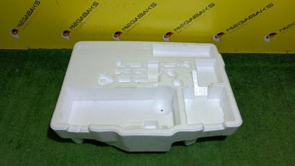 Ящик под инструменты TOYOTA YARIS CROSS MXPJ15 M15A-FXE ,64993K0040 1 ракурс Ящик под инструменты TOYOTA YARIS CROSS MXPJ15 M15A-FXE ,64993K0040 1 ракурс