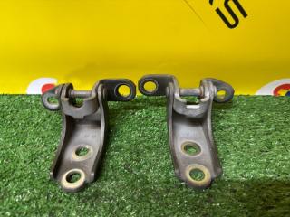 Петля дверная правая передняя HONDA ELYSION RR2 K24A 67410S3N003ZZ 2 ракурс