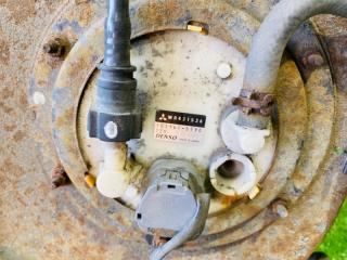 Бензобак MITSUBISHI DINGO CQ2A 4G15 MR432020 4 ракурс