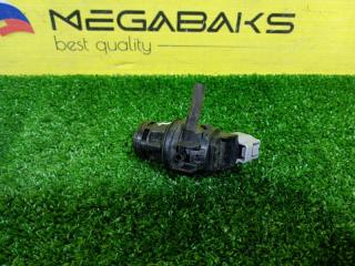 Мотор бачка омывателя TOYOTA VITZ KSP130 8533060160 2 ракурс Мотор бачка омывателя TOYOTA VITZ KSP130 8533060160 2 ракурс
