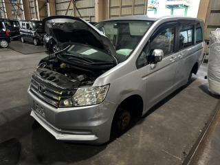Двигатель HONDA STEP WAGON RK1 R20A 4175239 4 ракурс Двигатель HONDA STEP WAGON RK1 R20A 4175239 4 ракурс
