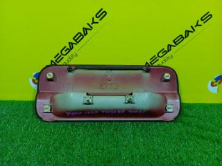Накладка 5-й двери MITSUBISHI DINGO CQ2A 4G15 MR557240 3 ракурс Накладка 5-й двери MITSUBISHI DINGO CQ2A 4G15 MR557240 3 ракурс
