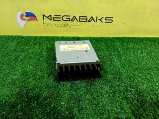 Усилитель магнитофона HONDA ELYSION RR2 K24A 39186SJKN013 1 ракурс Усилитель магнитофона HONDA ELYSION RR2 K24A 39186SJKN013 1 ракурс