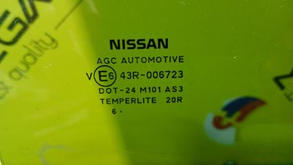 Стекло двери правое заднее NISSAN QASHQAI J10 2 ракурс