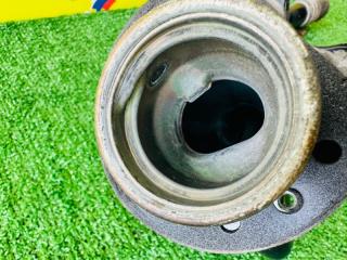 Горловина топливного бака MAZDA BONGO FRIENDEE SG5W J5 S05B-42-210 5 ракурс