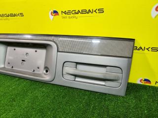Накладка 5-й двери MAZDA BONGO FRIENDEE SG5W J5 S09A5085X 2 ракурс