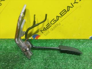 Педаль подачи топлива HONDA ELYSION RR2 K24A 17800SJK982 1 ракурс Педаль подачи топлива HONDA ELYSION RR2 K24A 17800SJK982 1 ракурс