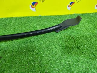 Молдинг лобового стекла правый TOYOTA CROWN GS171 1G-FE 7553330350 3 ракурс