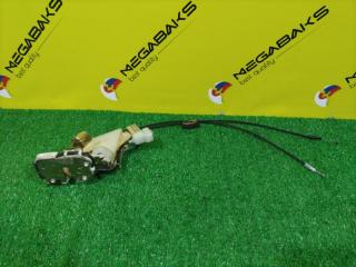 Замок двери правый задний TOYOTA ARISTO JZS160 2JZ-GE 6905030420 2 ракурс