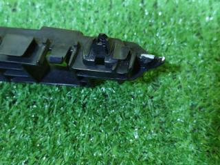 Крепление бампера правое переднее SUZUKI SPACIA MK53S 7173179R0 2 ракурс