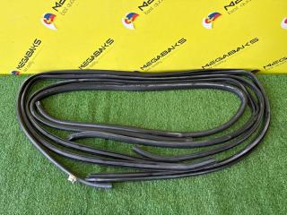 Уплотнительная резинка дверей TOYOTA BELTA SCP92 2SZ-FE 6231152170B0 2 ракурс