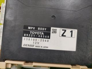 Блок предохранителей TOYOTA HARRIER ZSU60 3ZR-FAE 89221-48560 4 ракурс