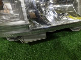 Фара правая TOYOTA HIACE KDH200 4 ракурс