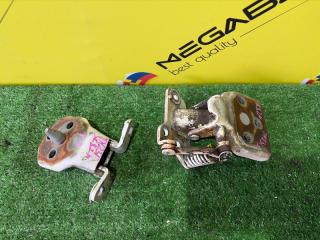 Петля дверная правая передняя MAZDA BONGO SK82M F8 S47P-58-210D 5 ракурс