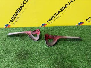 Петля капота SUZUKI JIMNY JB23W K6A-T 57410-50G00 3 ракурс Петля капота SUZUKI JIMNY JB23W K6A-T 57410-50G00 3 ракурс