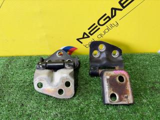 Петли 5-й двери SUZUKI JIMNY JB23W K6A-T 69510-81A01 1 ракурс