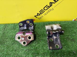 Петли 5-й двери SUZUKI JIMNY JB23W K6A-T 69510-81A01 4 ракурс