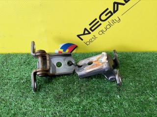 Петля дверная левая передняя NISSAN PRIMERA P11 SR18DE 804003J100 1 ракурс Петля дверная левая передняя NISSAN PRIMERA P11 SR18DE 804003J100 1 ракурс